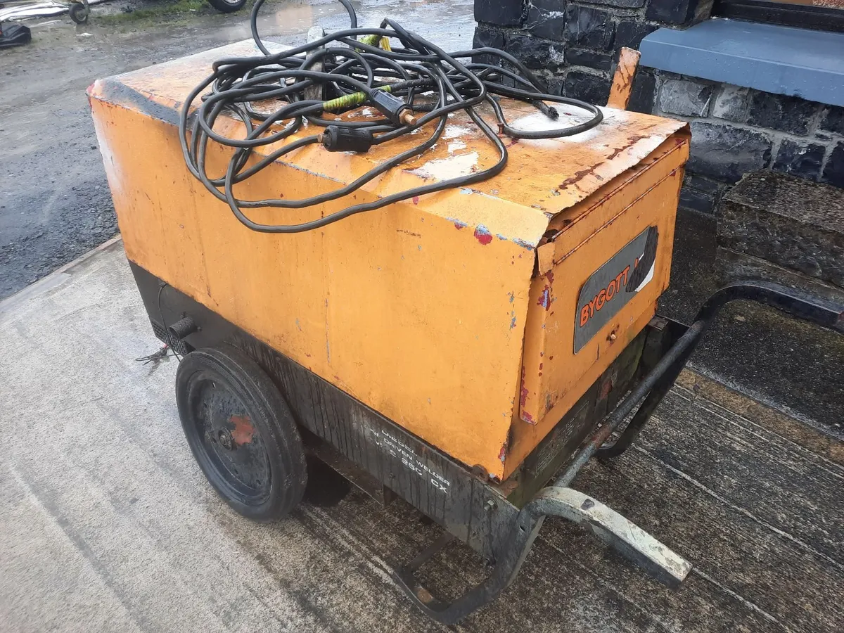 Diesel Generator and Welder - Image 1