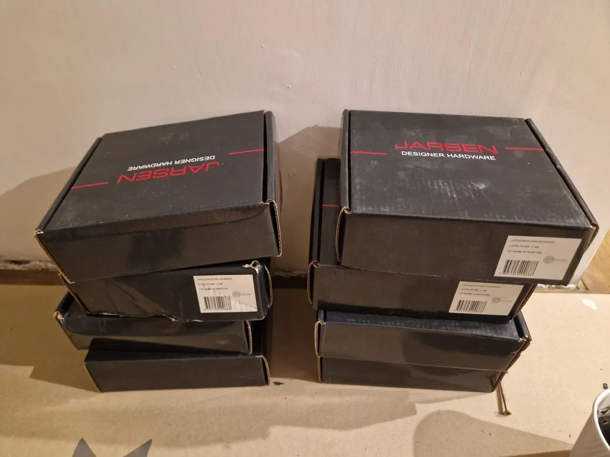 8 pairs of new door handles - Image 2