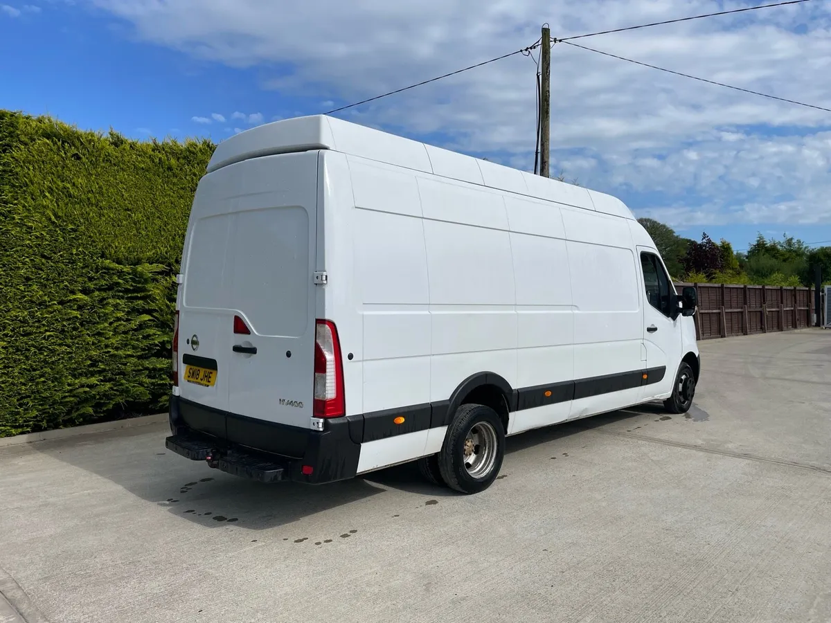 Nissan nv400 twin wheel - Image 3