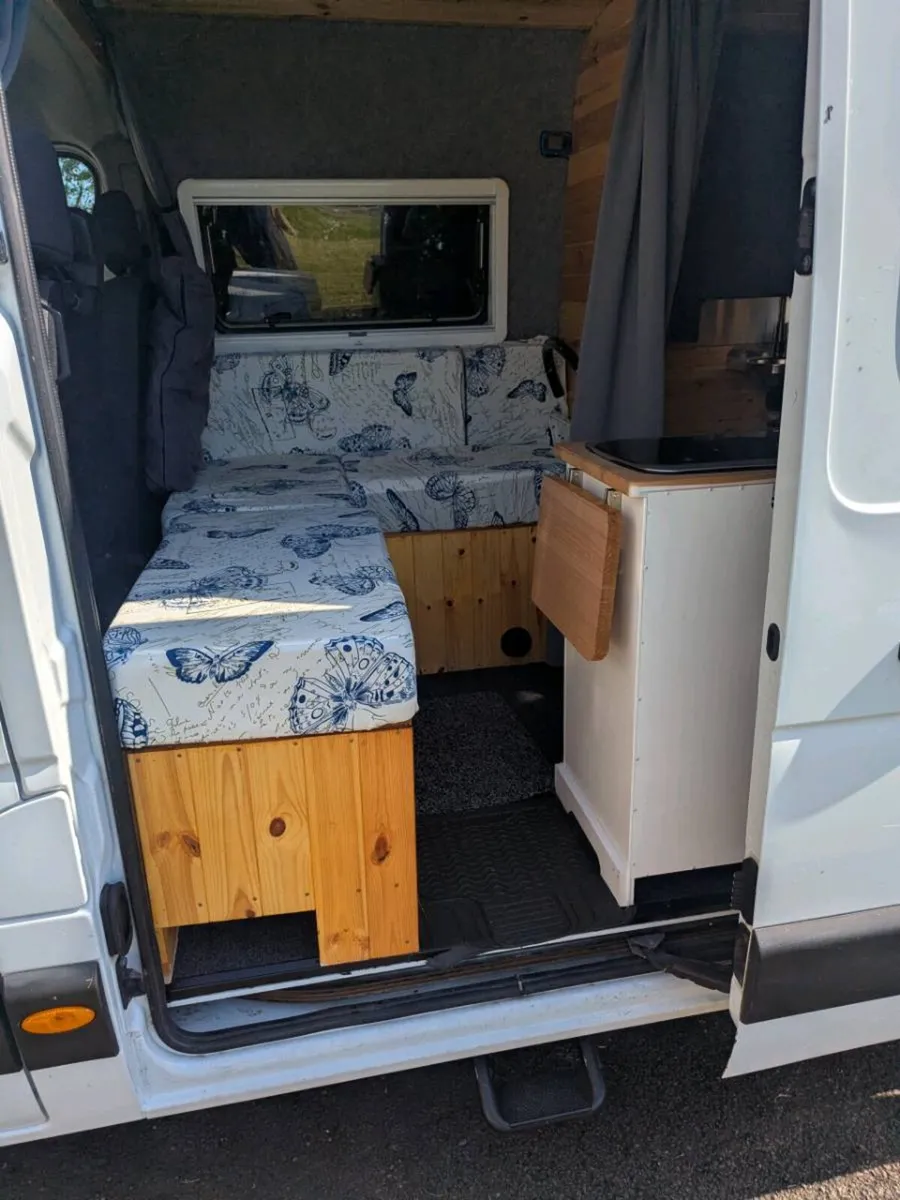 2019 Campervan - Image 4