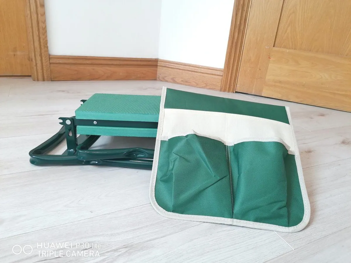 Garden Kneeling / Chair Foldable With Bag ..free D - Image 4