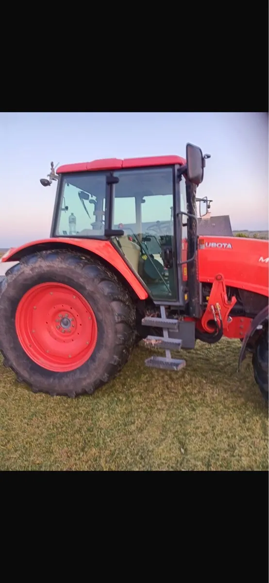 Kubota M130x - Image 4