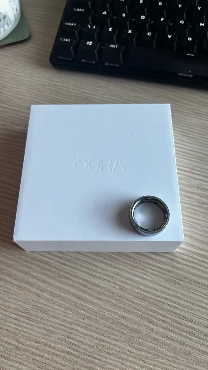 Oura ring 4 - Image 1