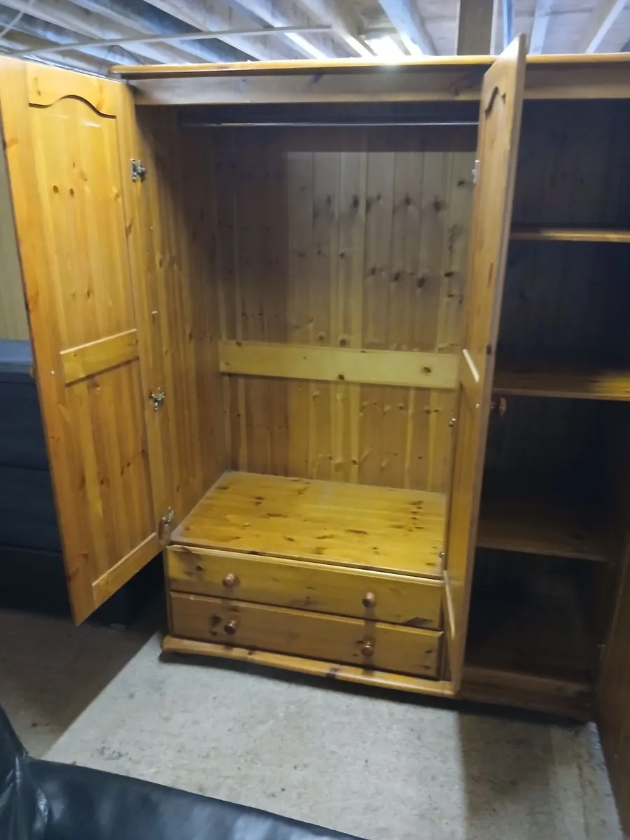 Wardrobe - Image 2