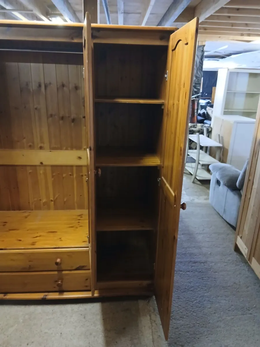 Wardrobe - Image 3