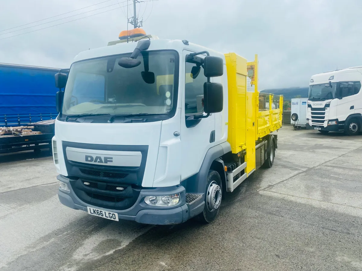 2016 Daf Lf 12 ton tipper - Image 2