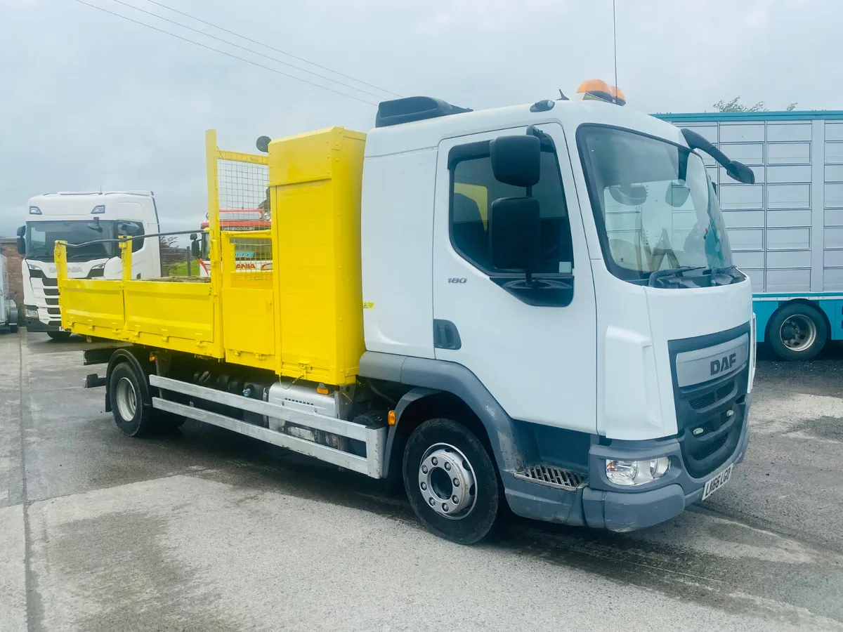 2016 Daf Lf 12 ton tipper - Image 1