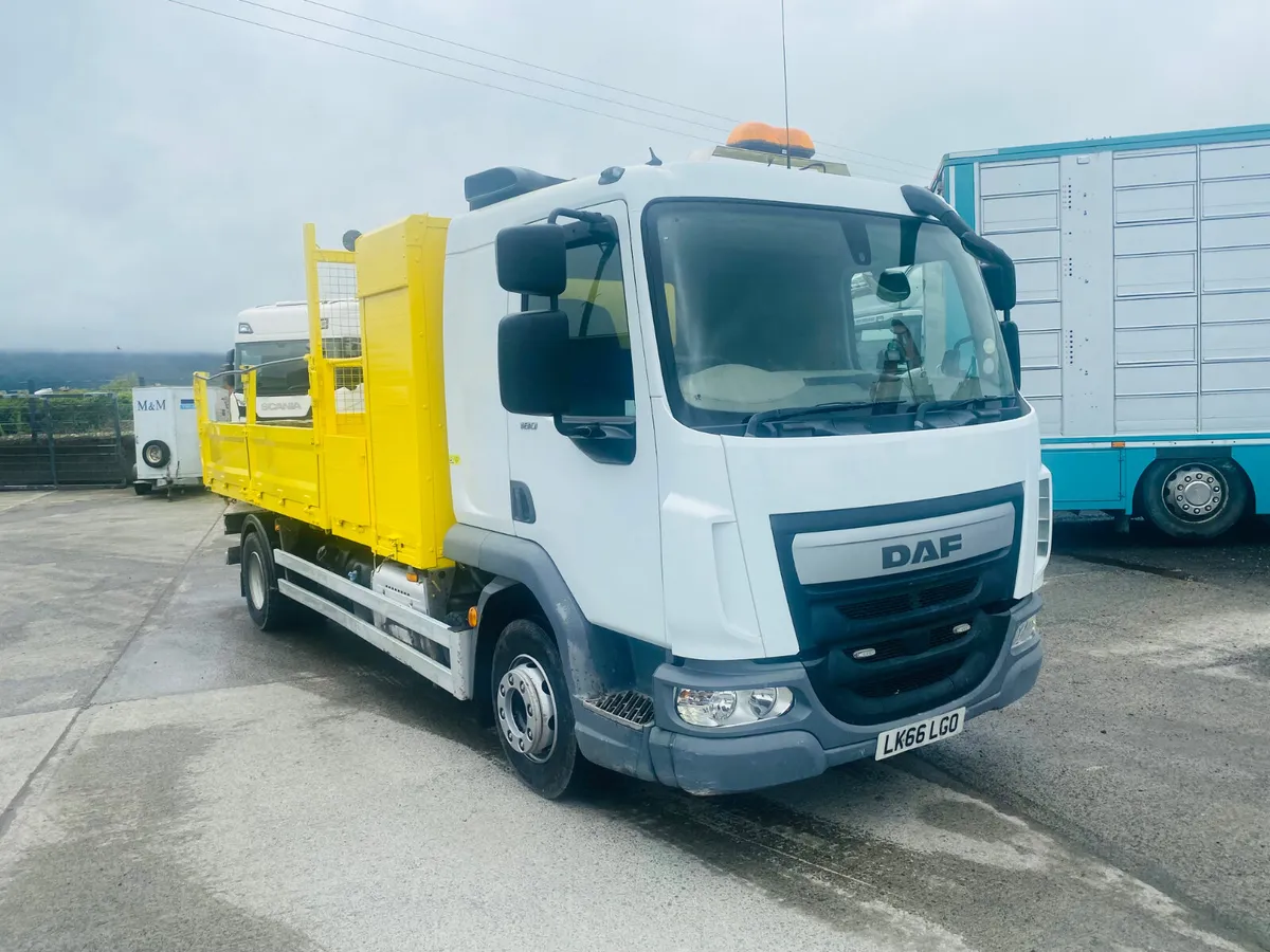 2016 Daf Lf 12 ton tipper - Image 3