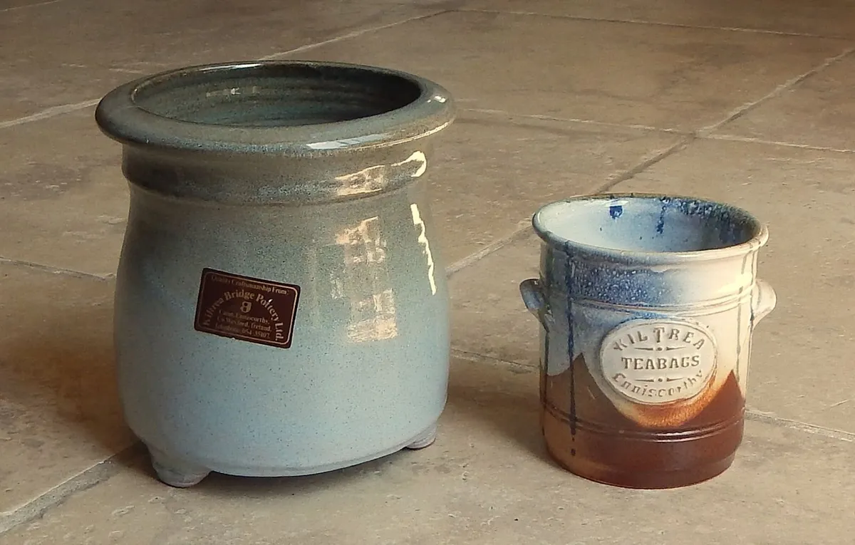 Kiltrea Pottery Small Plant Pot & Teabag Jar - Image 1
