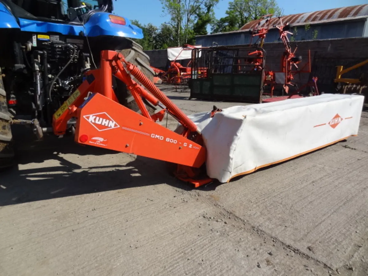 Kuhn GMD800 Side Mounted Disc Mower - Image 4