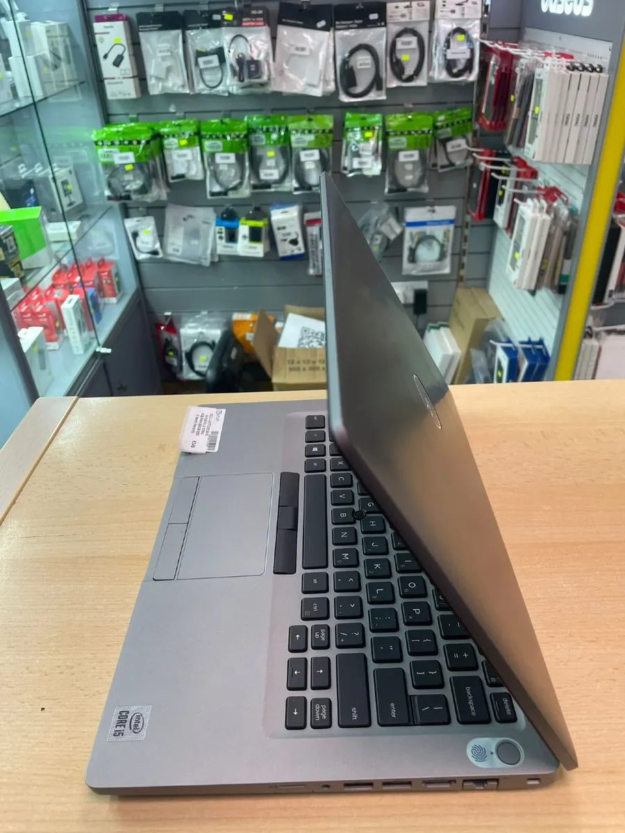 DELL LATITUDE 5410 13.3" - Image 3