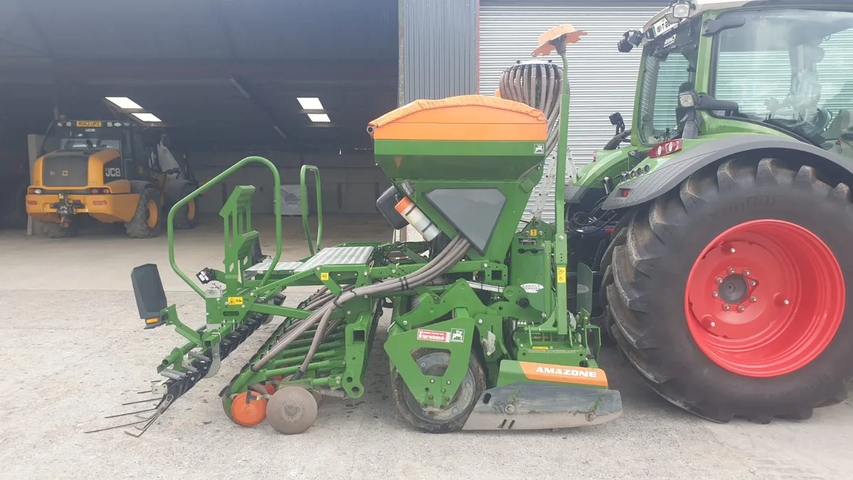 Amazone AD-P 3001 Seed Drill - Image 2
