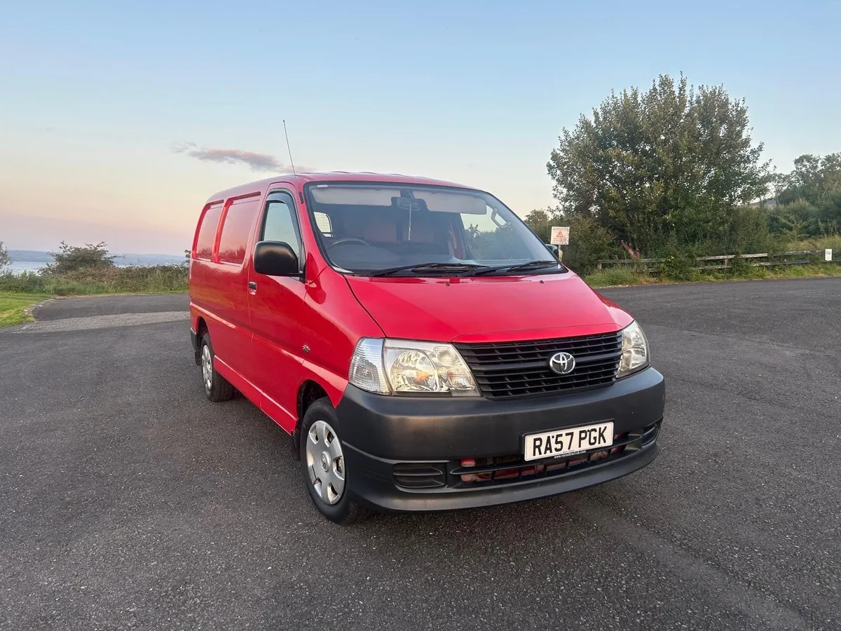 Toyota HiAce 2008 - Image 1