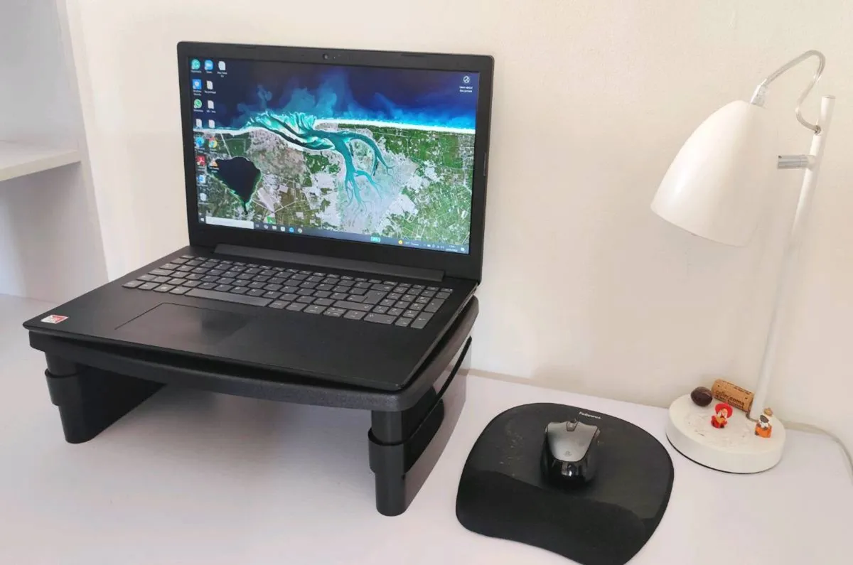 Laptop Stand for Desk - Image 1