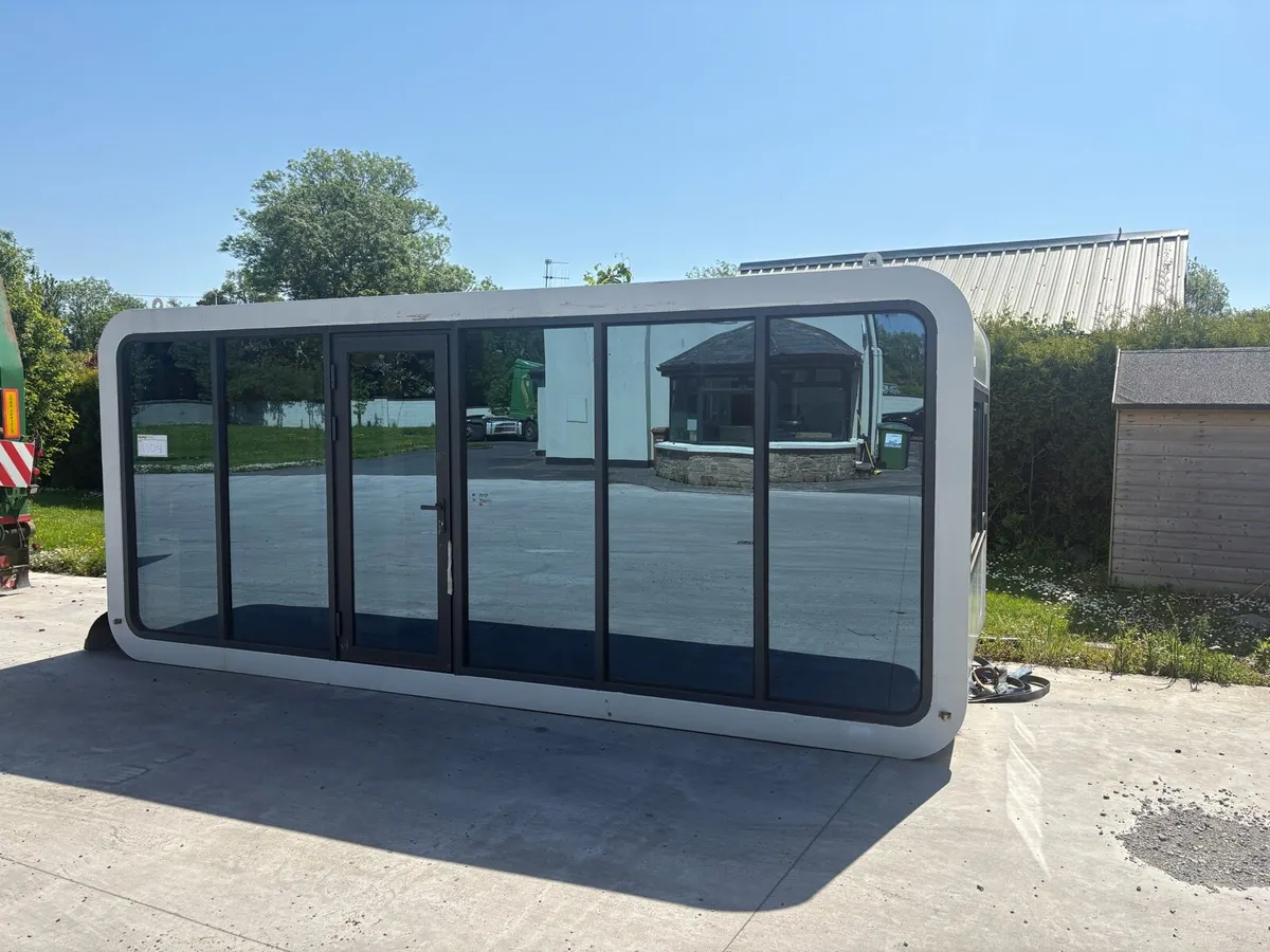 Apple House - Brand New!! - Image 1