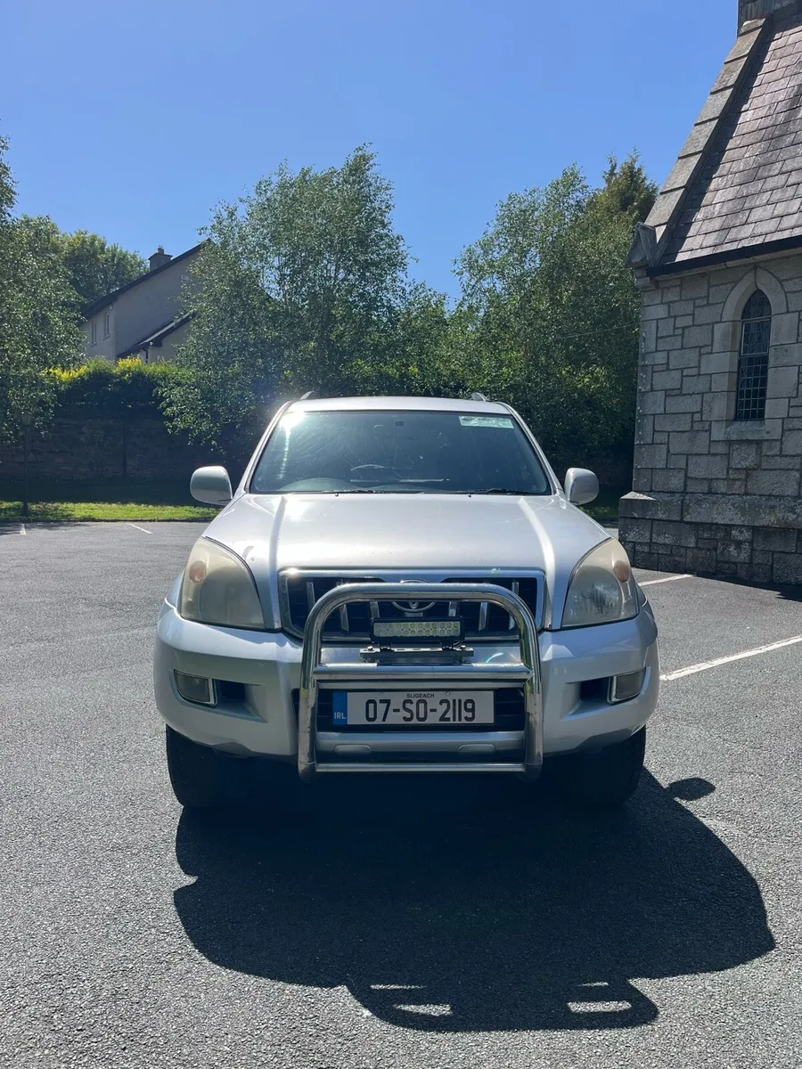 Toyota LandCruiser - Image 2