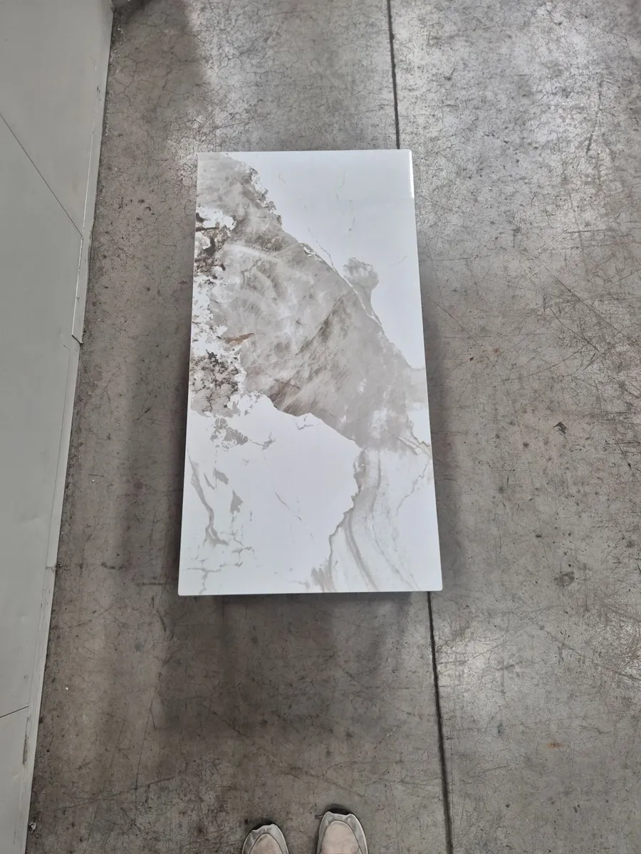 Coffee table - Image 4