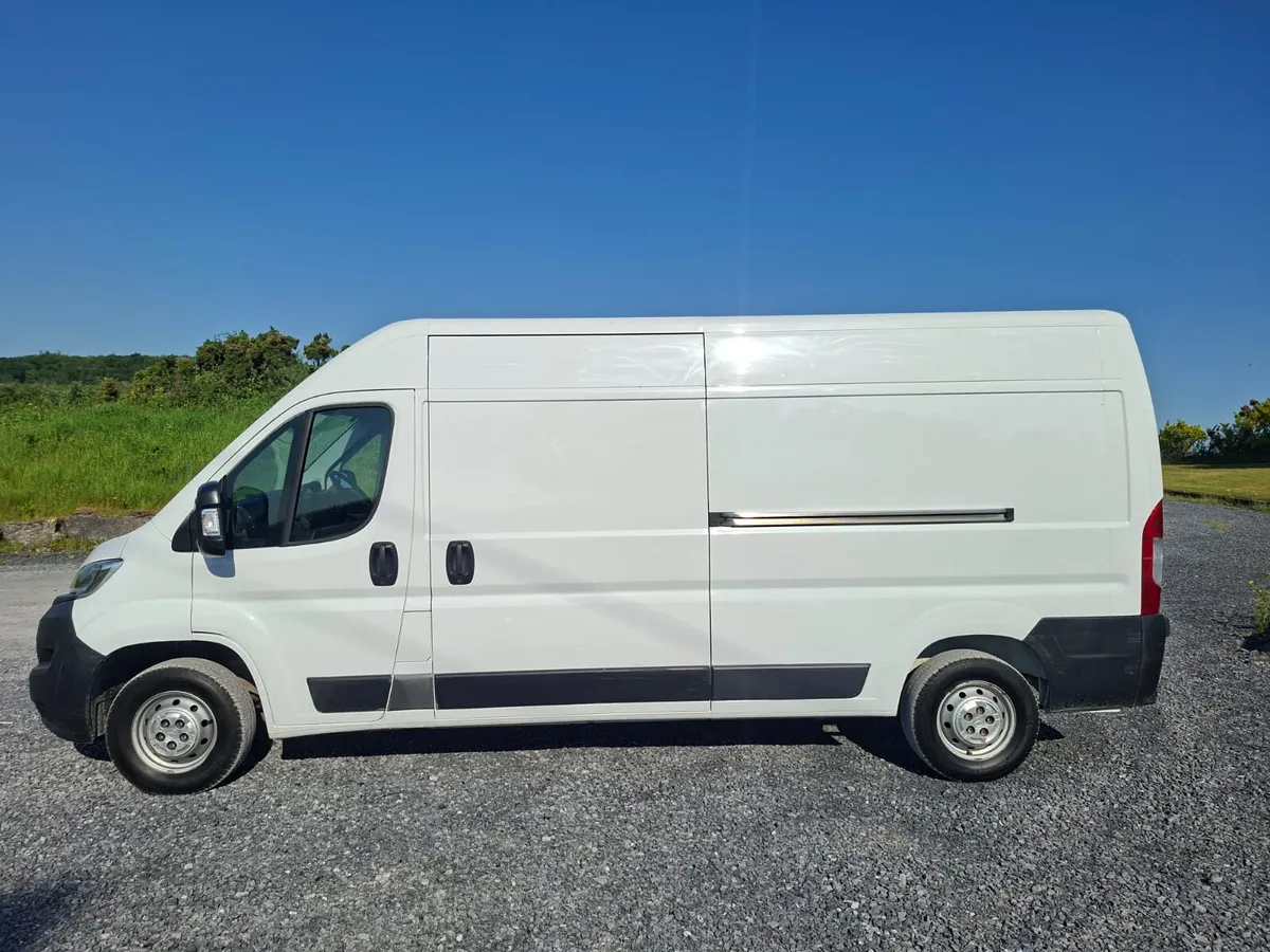 2022 Opel Movano - Image 4