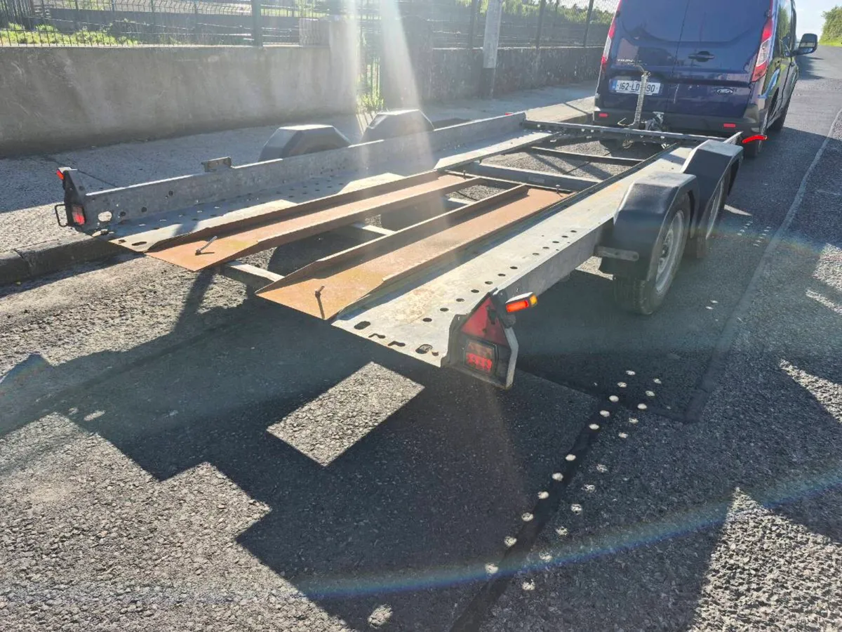 Brian James car transporter - Image 1
