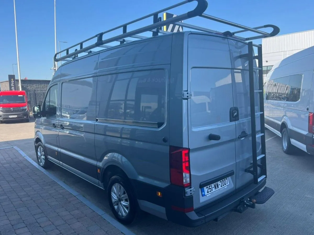 Man TGE Panel Van - Image 3