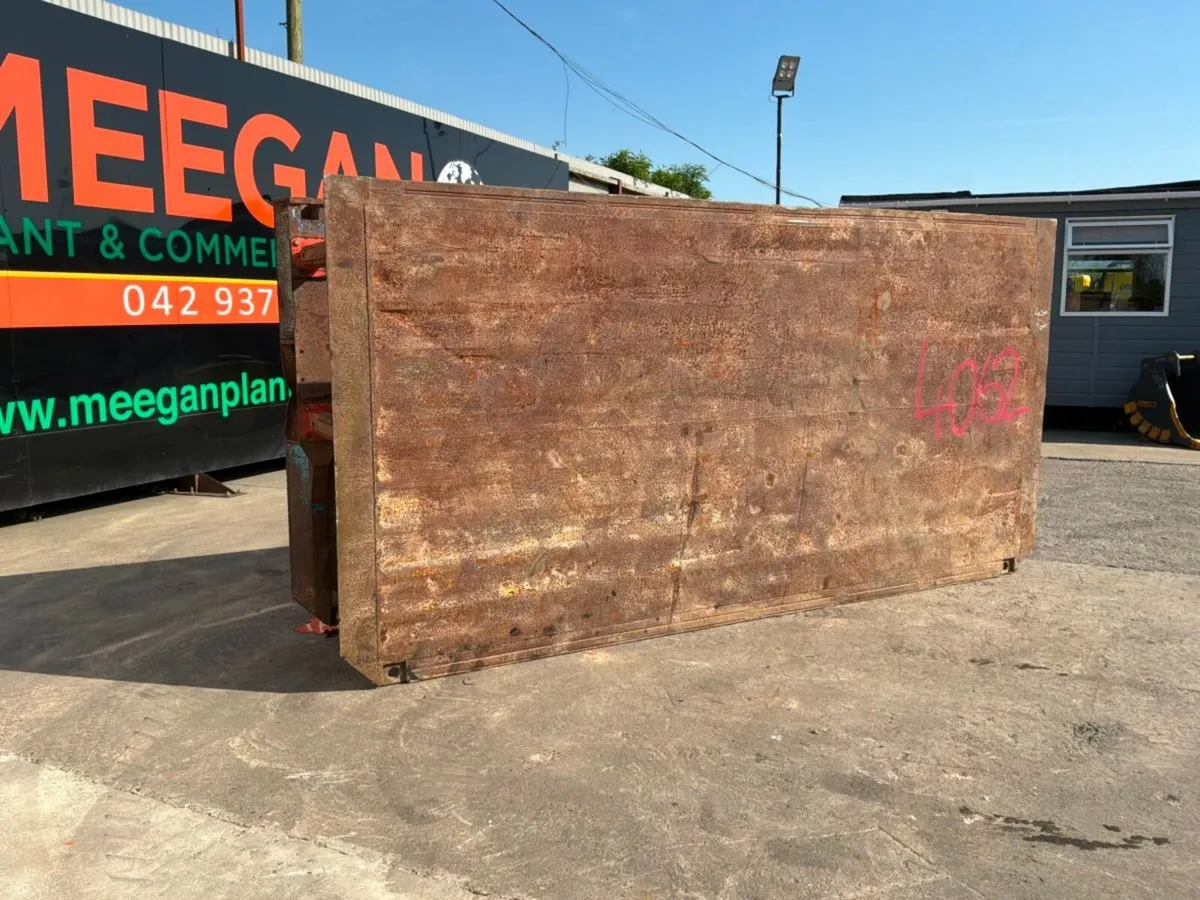 4.0mts x 2.0mts TRENCH /  DRAG BOX..........4062. - Image 1