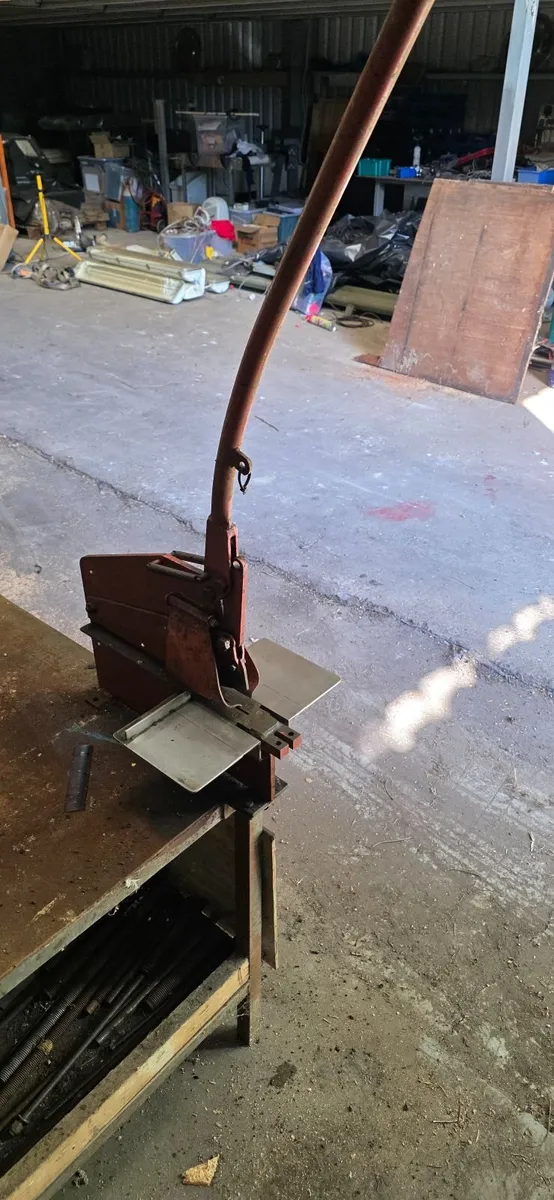 Gabro Guillotine/Notcher - Image 3