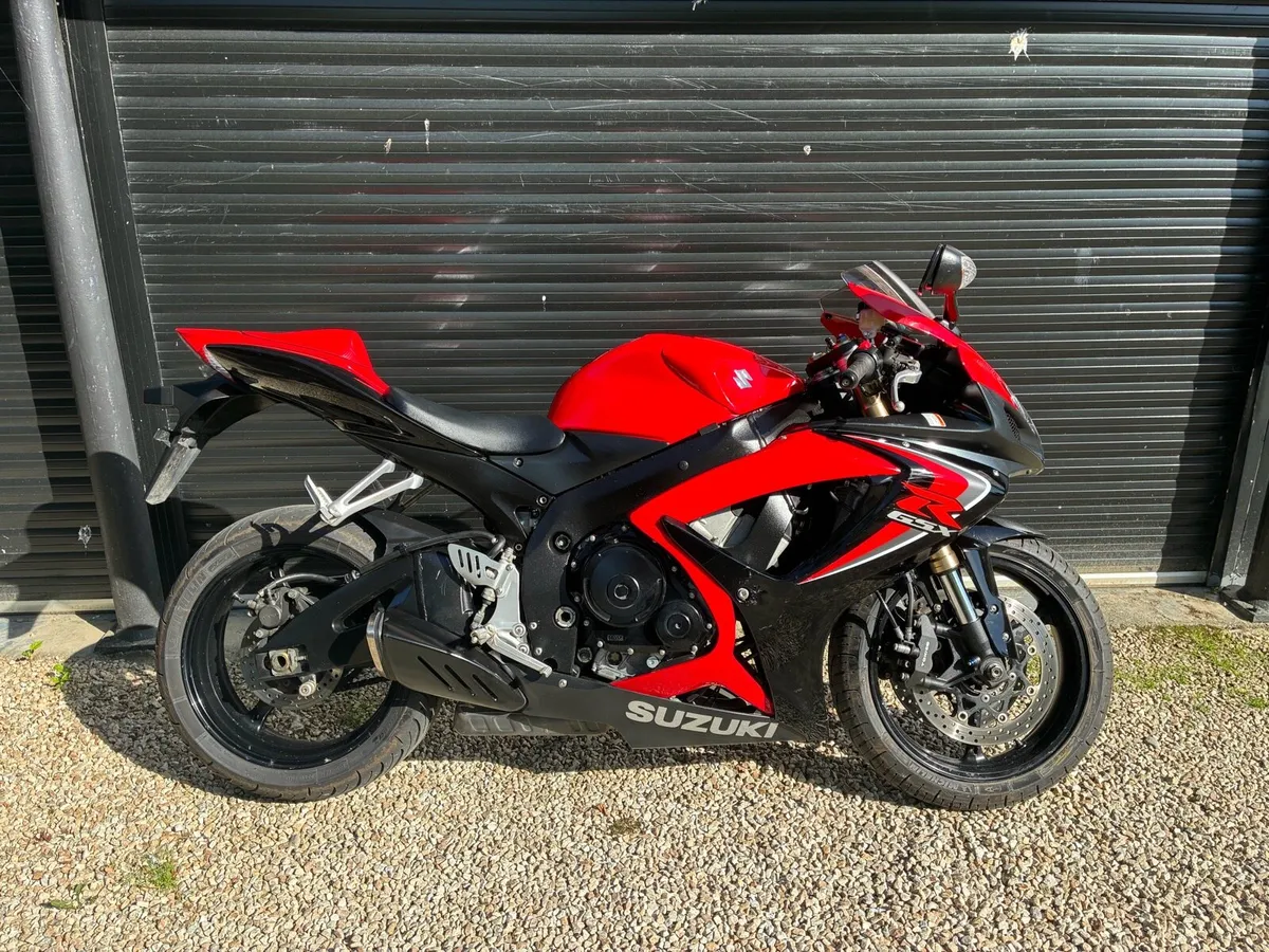 2008 gsxr 600 k7 - Image 1