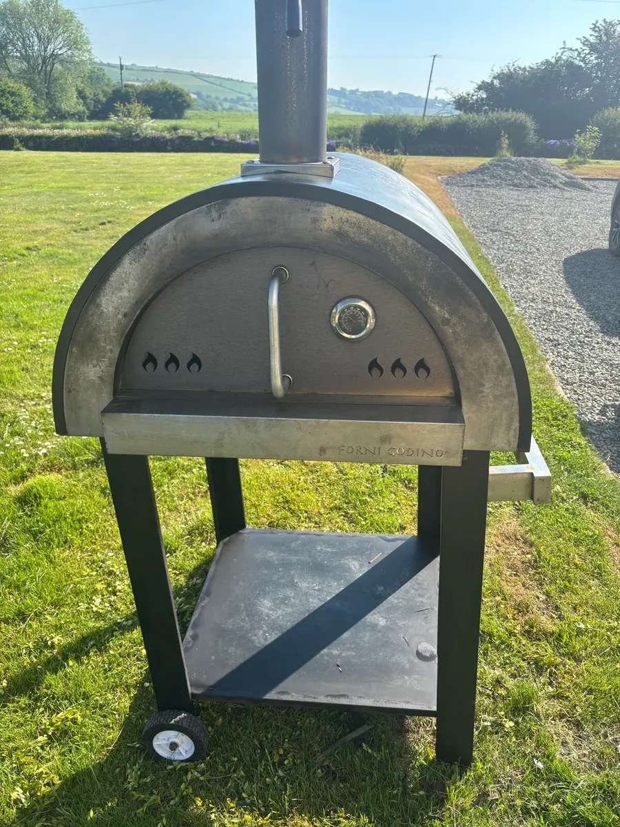 Woodfire Pizza Oven - Image 1