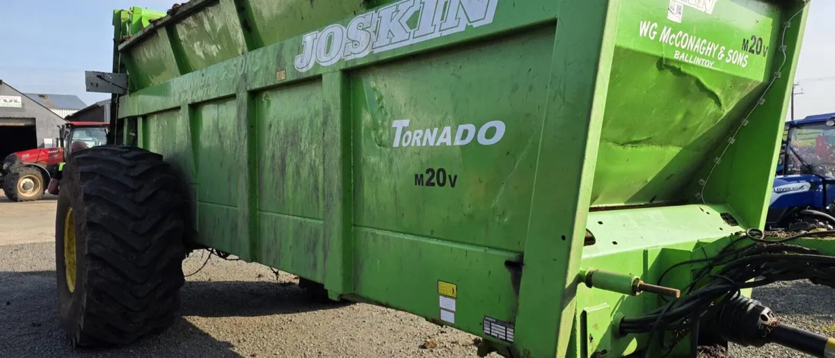 Joskin Tornado m20V Muck Spreader - Image 2