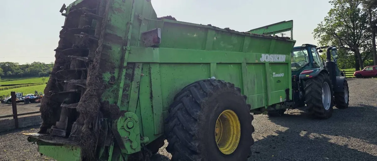 Joskin Tornado m20V Muck Spreader - Image 1