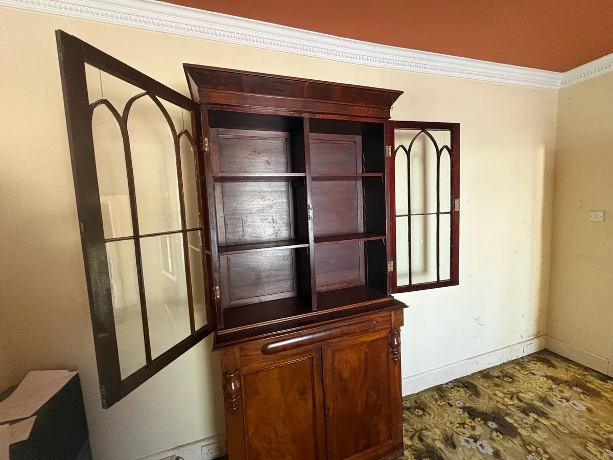 Antique furniture - Image 1