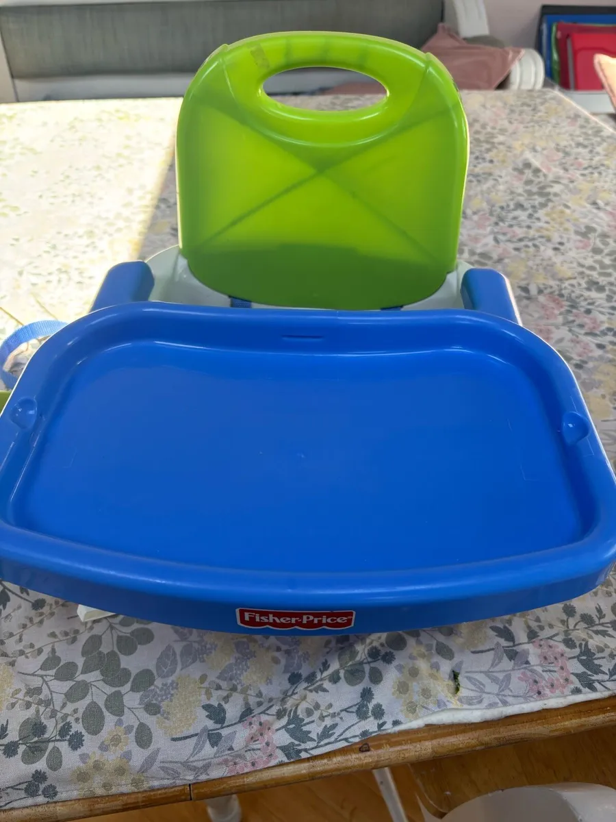 Fisher price booster seat - Image 3