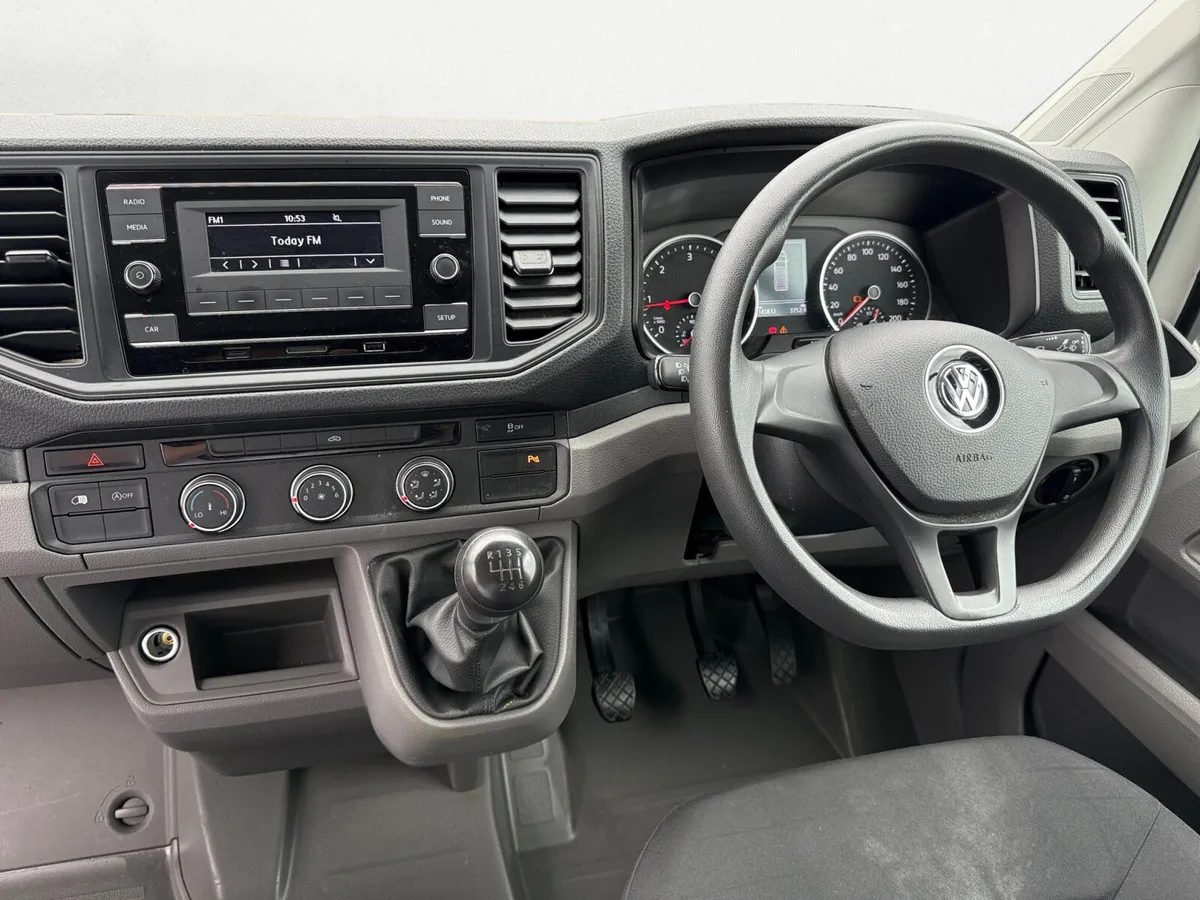 2022 Volkswagen Crafter 2.0TDI LWB 140BHP - Image 4