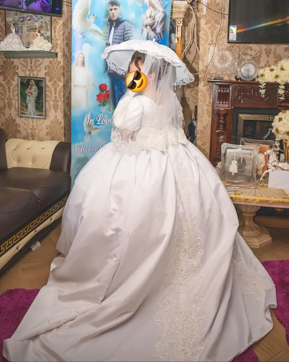 Girls 1st communion dress for sale - Image 3