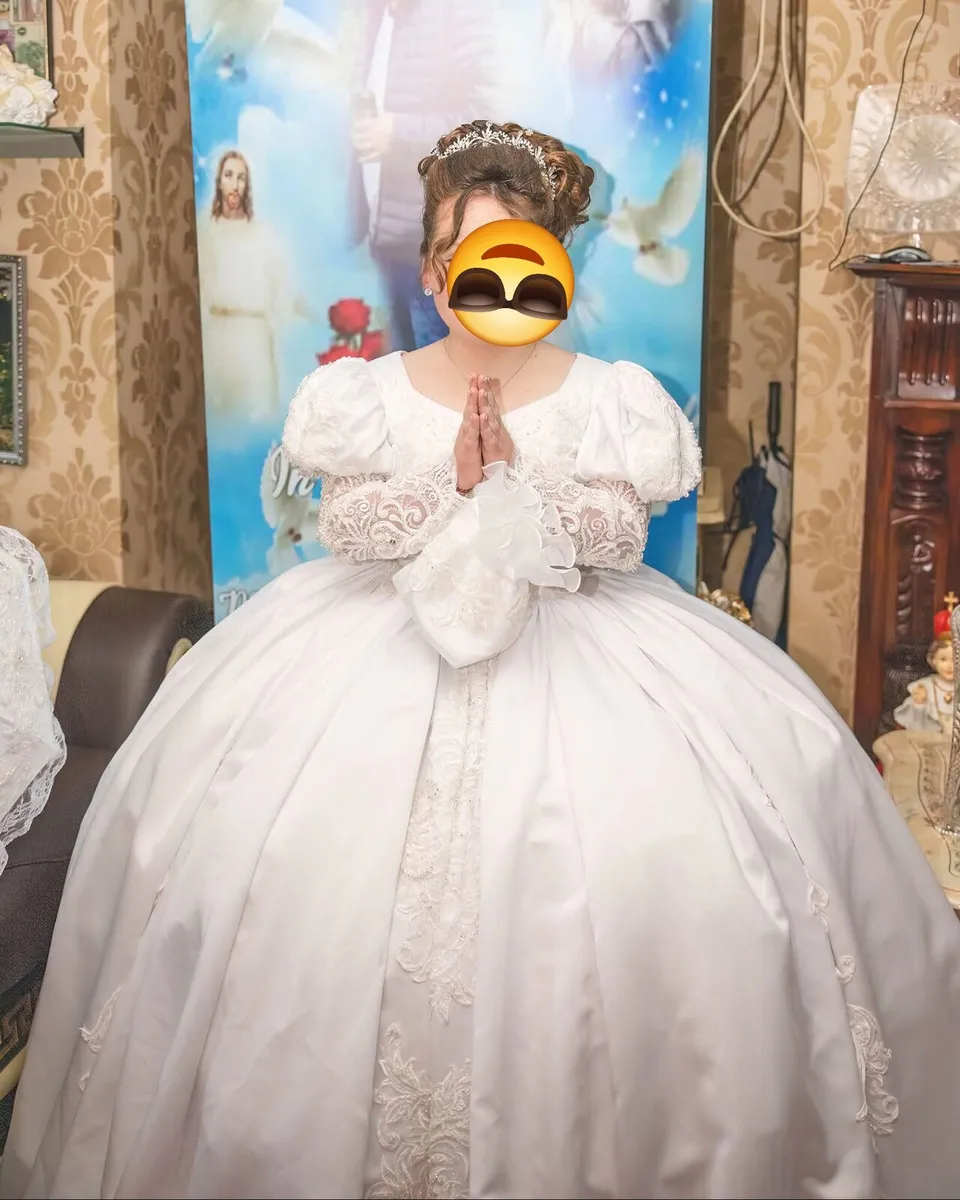 Girls 1st communion dress for sale - Image 4