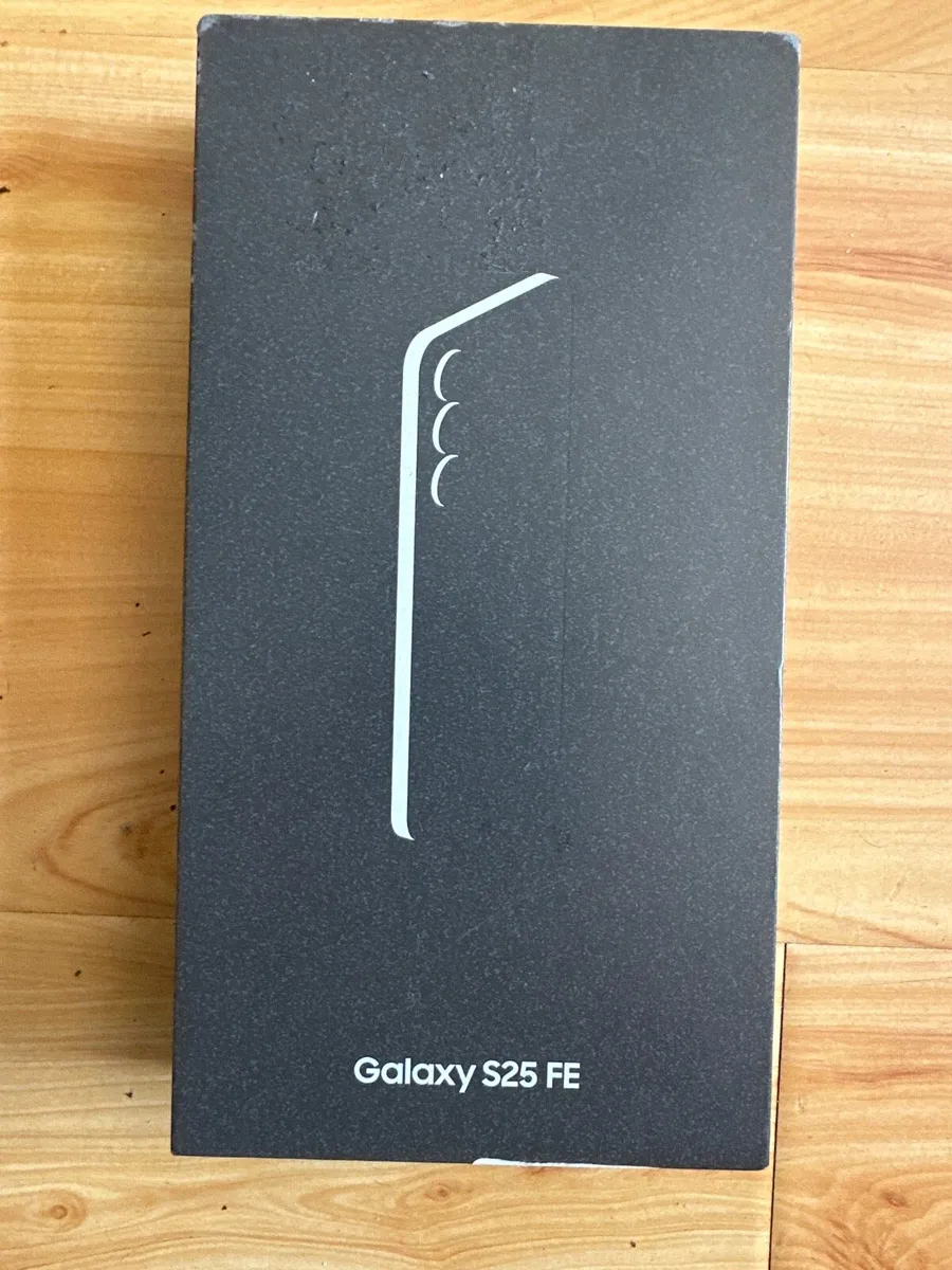 Samsung s25 fe 128gb Unlocked New - Image 1