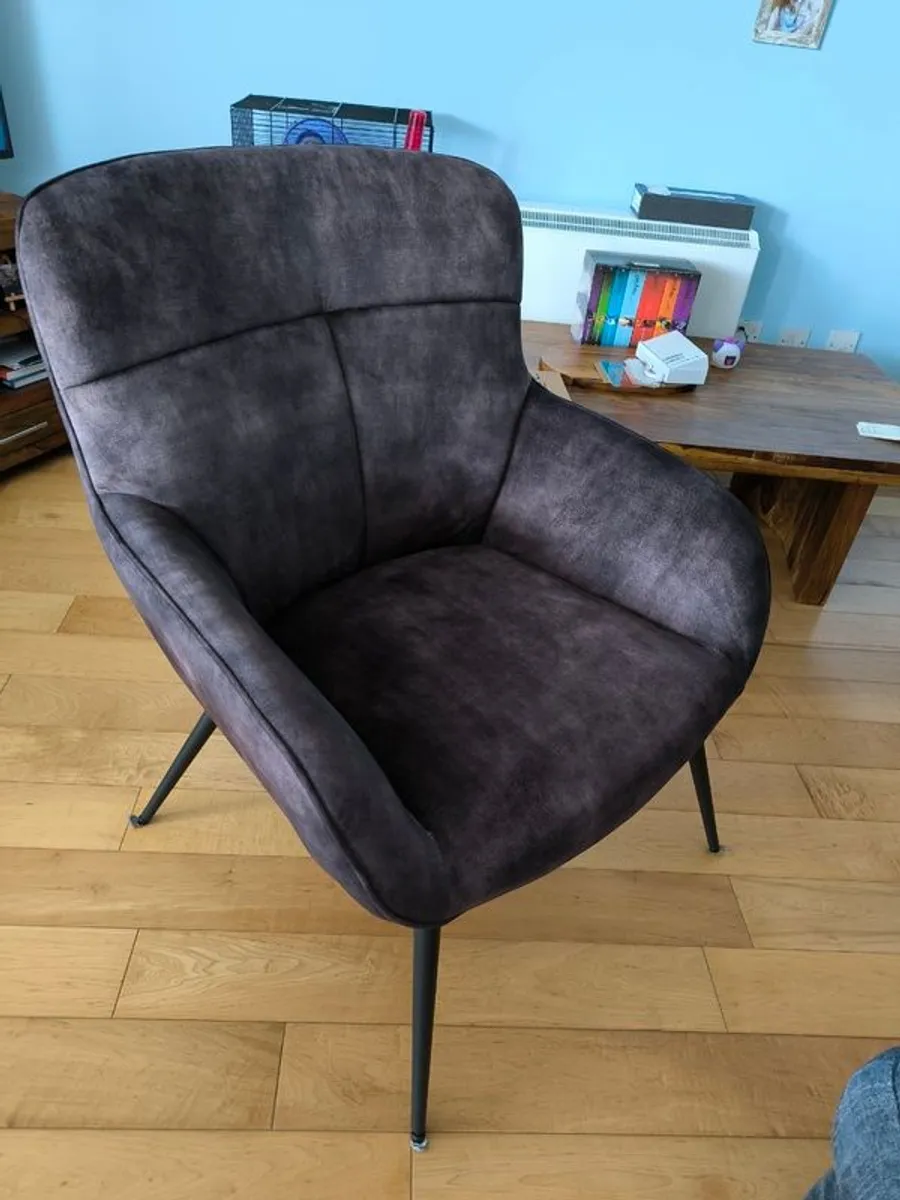 Two Lounge chairs - Image 3