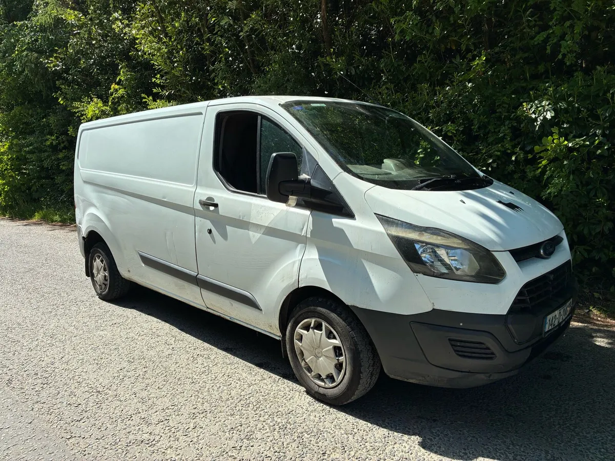 Van - Image 2