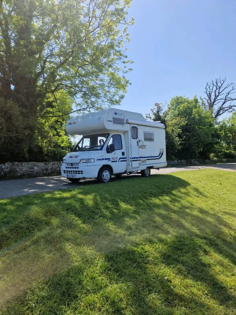 Camper - Image 2