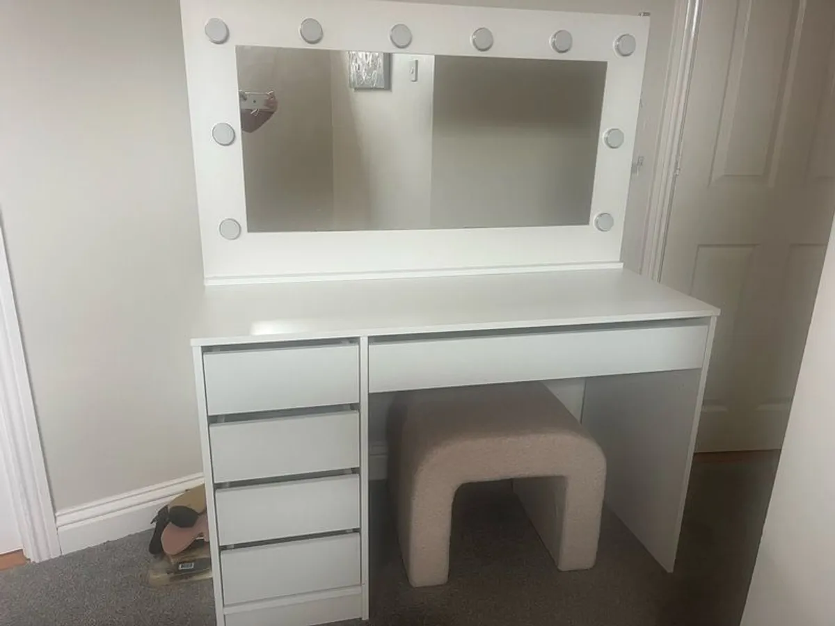 Dressing Table - Image 1