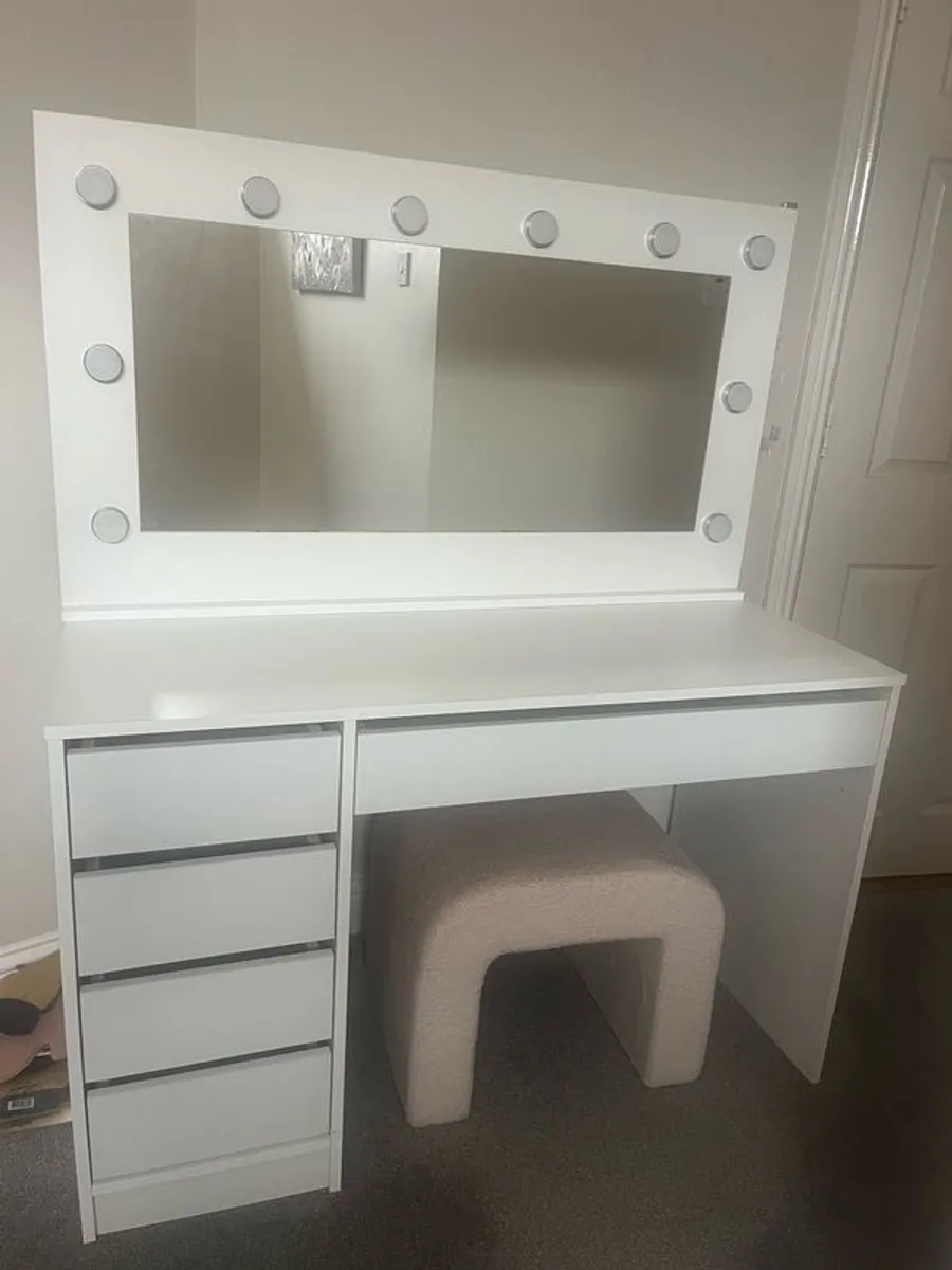 Dressing Table - Image 2
