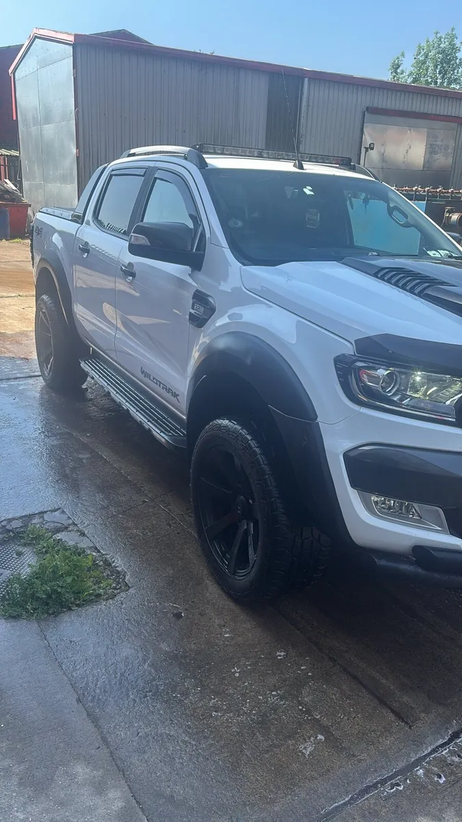 Ford Ranger 3.2 - Image 2