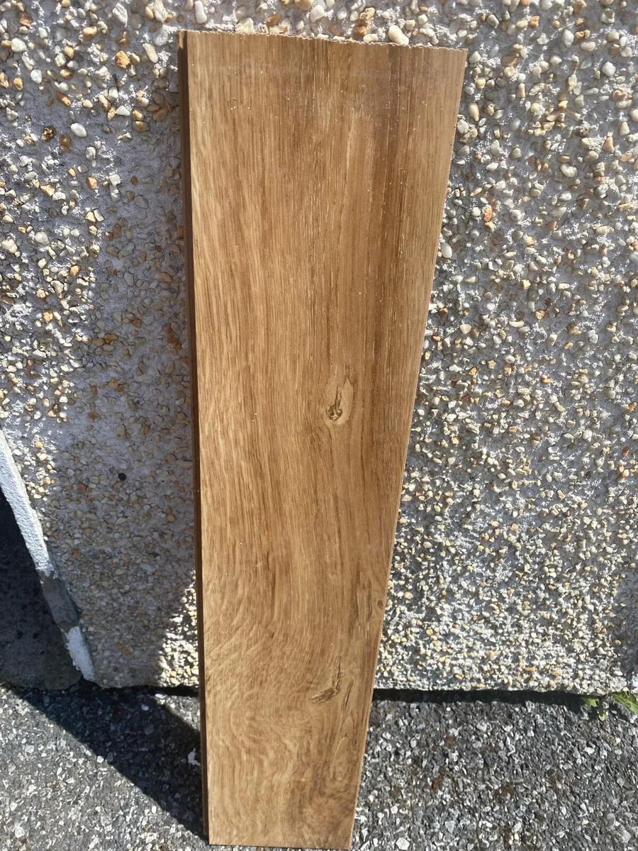 30sq metres laminate flooring-good condition - Image 1