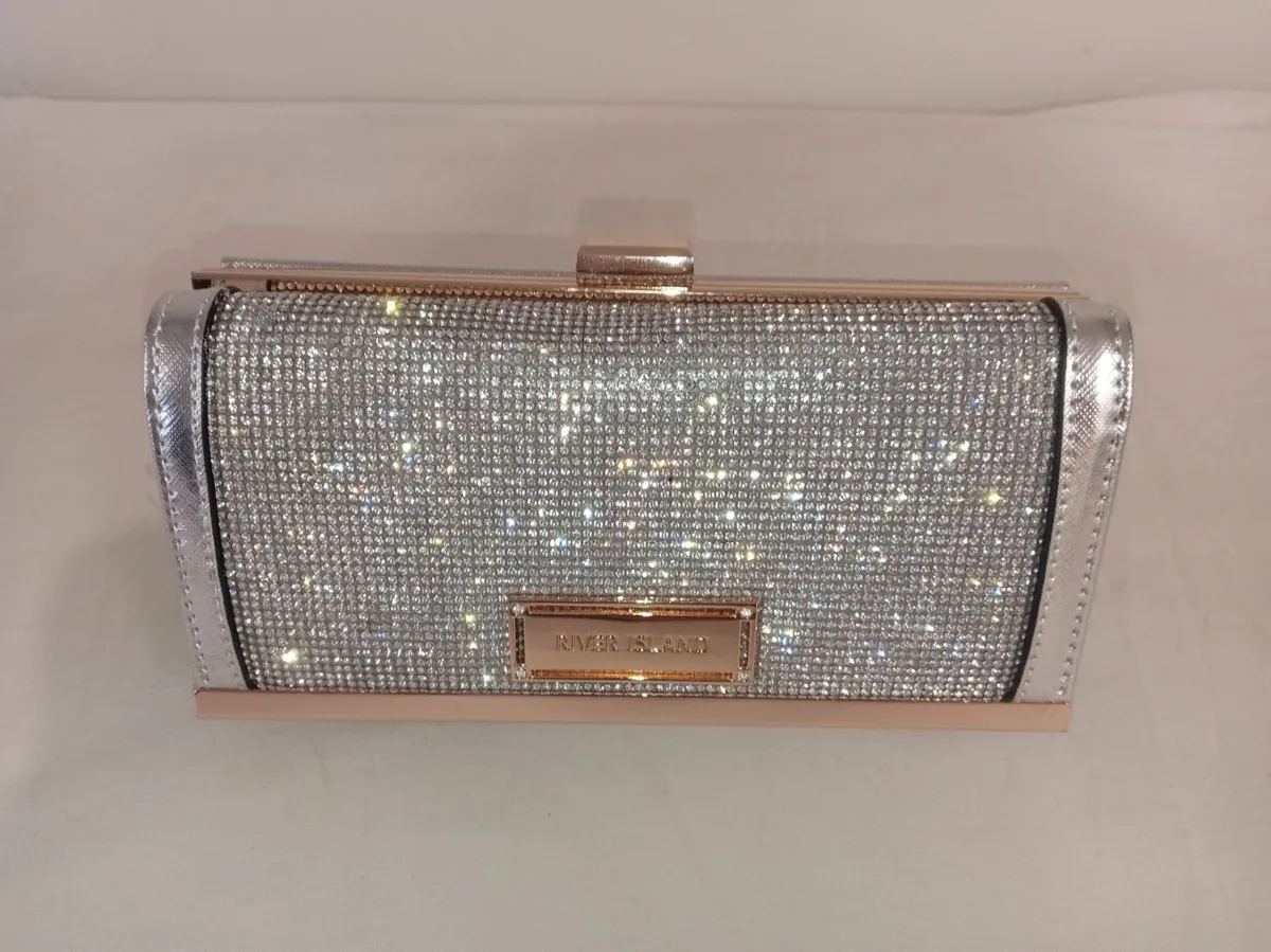 river island clutch/purse - Image 3