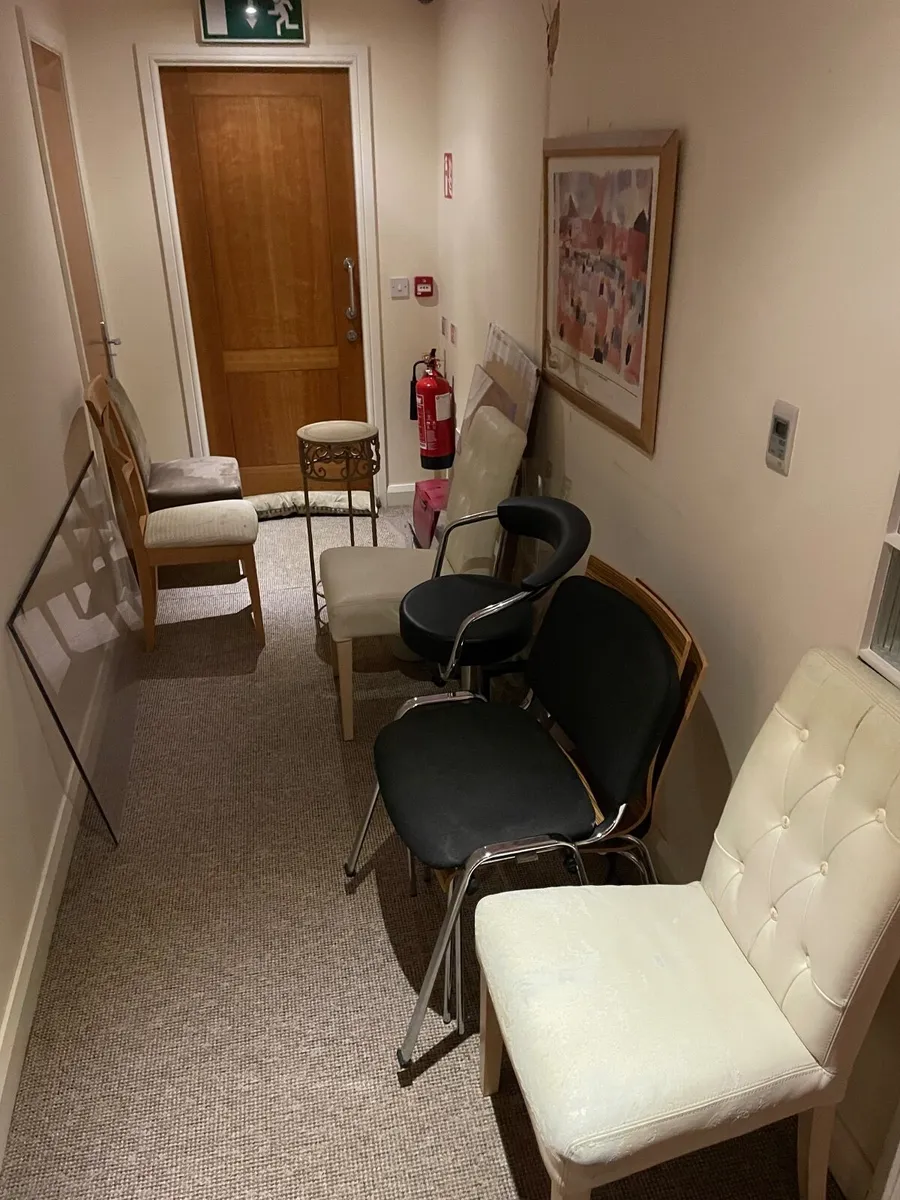 Dining chairs free - variety - Image 3