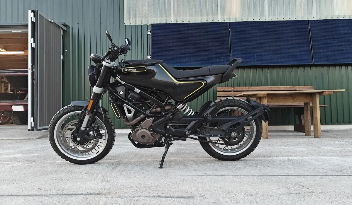 Husqvarna Svartpilen 401 - Image 4