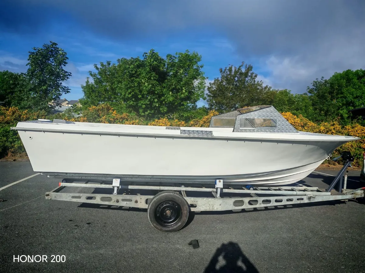 Speedboat - Image 1