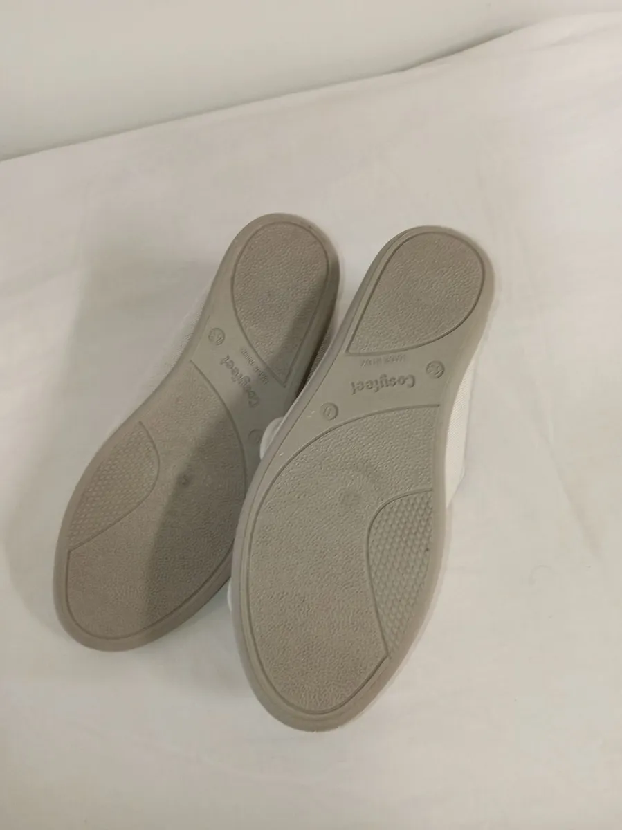 cosyfeet womans slippers - Image 2