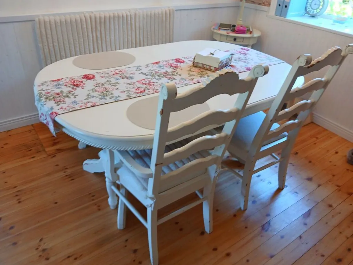 Biarritz style dining table extendable + 2 Chairs - Image 2