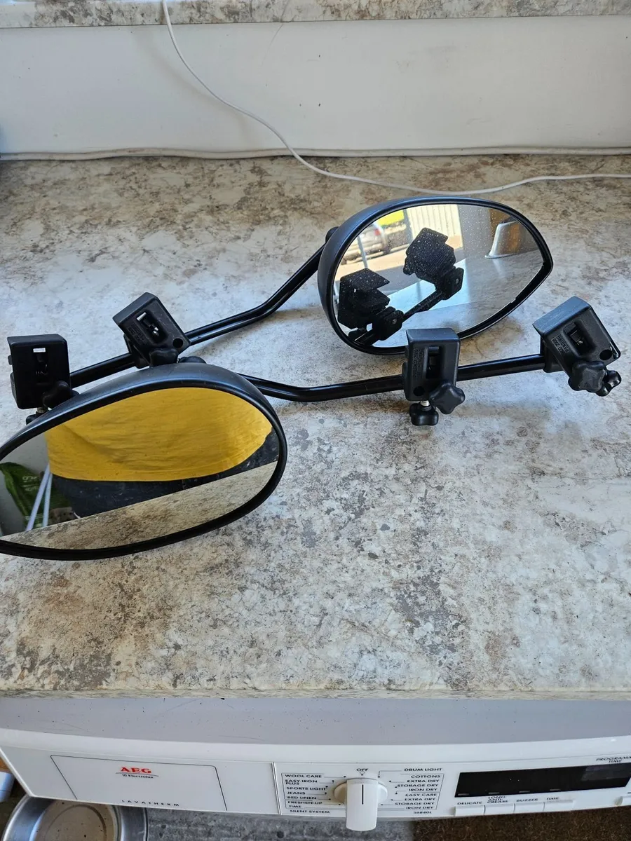 Milenco extended mirrors for towing